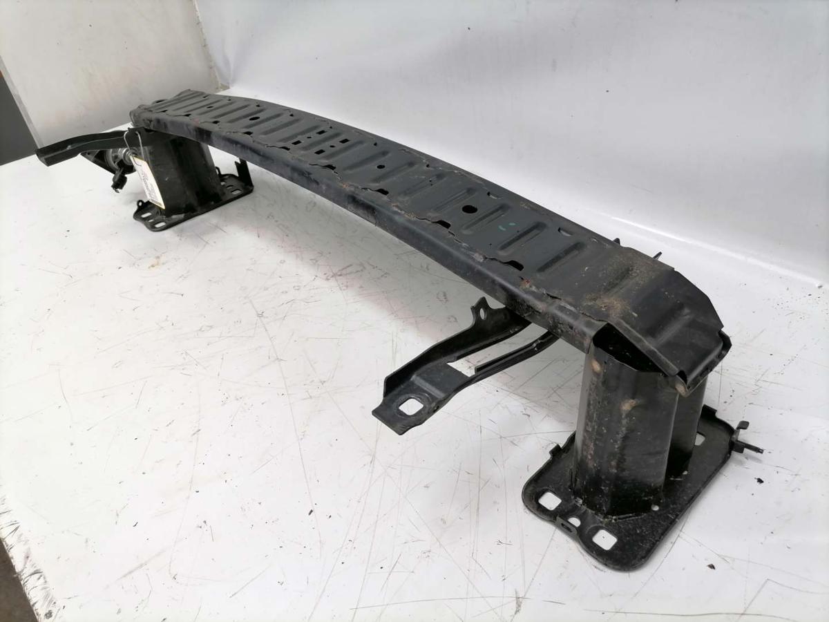 Ford Fiesta MK7 original Träger Stoßstange Stossfänger vorn Bj.2018